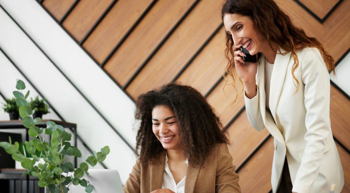 No mês das mães, cooperativa reforça iniciativas para mulheres empreendedoras No mês das mães, cooperativa reforça iniciativas para mulheres empreendedoras