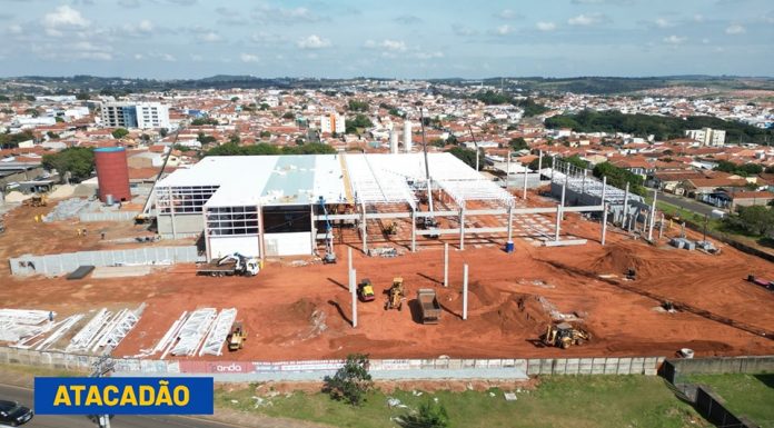 Botucatu: Prefeito destaca obras adiantadas de 3 novas empresas que irão se instalar na Cidade e gerar empregos