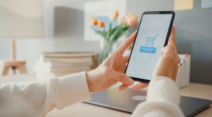 Compras digitais ganham espaço entre os consumidores