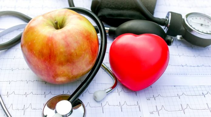 Alimentação e exercício podem contribuir para o manejo da hipertensão Alimentação e exercício podem contribuir para o manejo da hipertensão