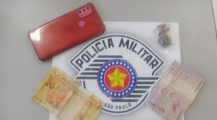 Traficante é preso em flagrante próximo a escola durante operação da Polícia Militar em São Manuel