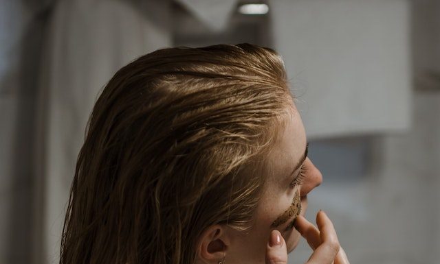 Naturalização facial é aliada no envelhecimento da pele Naturalização facial é aliada no envelhecimento da pele