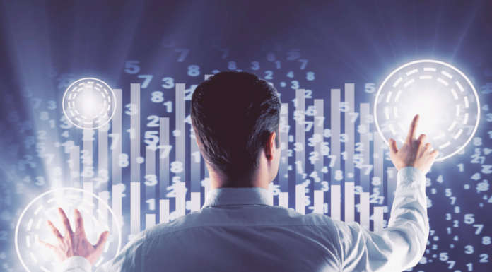 Uso da tecnologia otimiza atendimento a investidores Uso da tecnologia otimiza atendimento a investidores