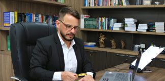 Profissão de perito grafotécnico não exige nível superior