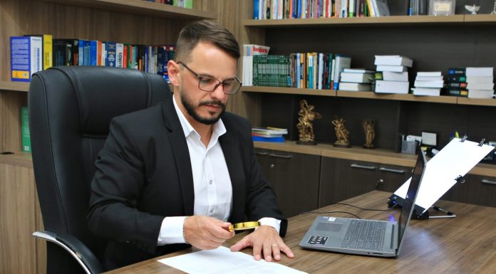 Profissão de perito grafotécnico não exige nível superior