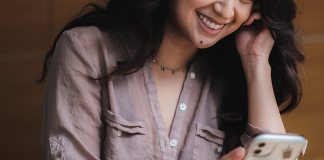 Empresas investem em aplicativos de comunicação interna