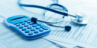 Brasileiros que moram fora buscam alternativa em cobertura de saúde Brasileiros que moram fora buscam alternativa em cobertura de saúde