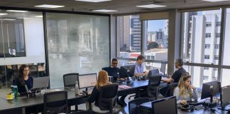 Fintechs atuam para driblar cenário negativo no Brasil Fintechs atuam para driblar cenário negativo no Brasil