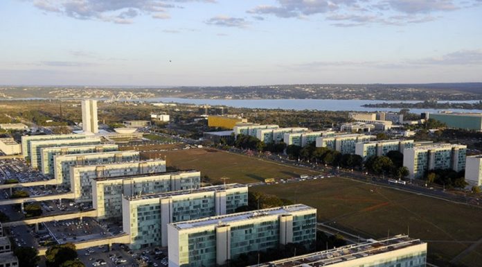 Concursos vão abrir mais de 5,8 mil vagas no governo federal