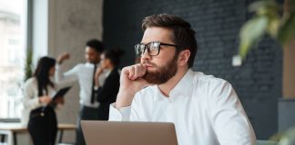 Déficit de 530 mil profissionais até 2025 alerta setor de TI