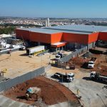 Botucatu: Prefeito divulga imagens das obras do Atacadão. “Falta bem pouco”