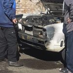 Incêndio criminoso destrói carro de idoso em Botucatu