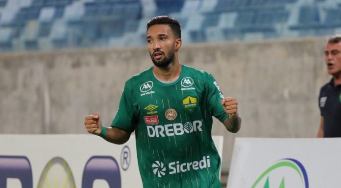 Botucatuense Clayson acerta retorno ao Cuiabá para a disputa do Brasileirão