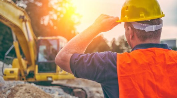 Setor de máquinas e equipamentos registra alta de emprego