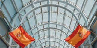 Empresas investem em treinamento visando mercado estrangeiro