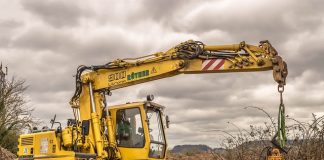 Indústria de máquinas e equipamentos aponta queda em janeiro