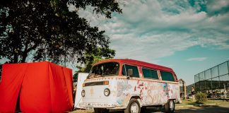 Caravana do Sonho leva oficinas e apresentações de teatro a cidades mineiras Caravana do Sonho leva oficinas e apresentações de teatro a cidades mineiras