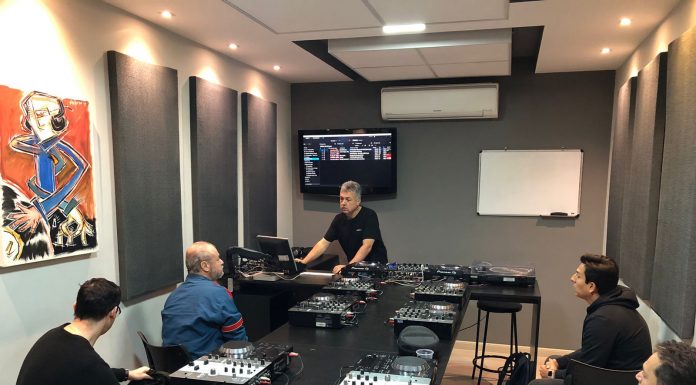 Escola de DJs e produção musical investe em novos métodos de ensino