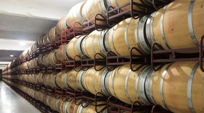 Produção de vinhos brasileiros retoma técnicas tradicionais Produção de vinhos brasileiros retoma técnicas tradicionais