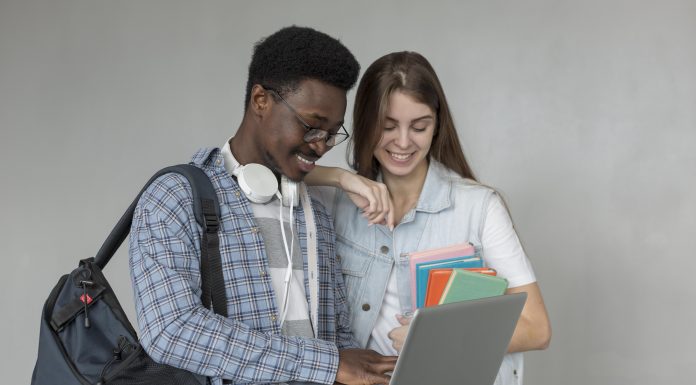 EUA altera cursos de programa para estudantes estrangeiros EUA altera cursos de programa para estudantes estrangeiros
