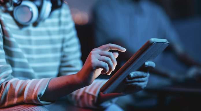 Estudo revela frequência de busca em plataformas de vídeo