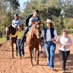 Educação promove interação com pais de atendidos pelo Programa de Equoterapia