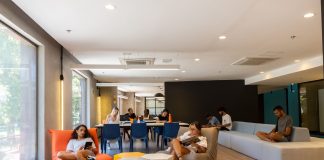 Jovens mudam de cidade para fazer curso superior