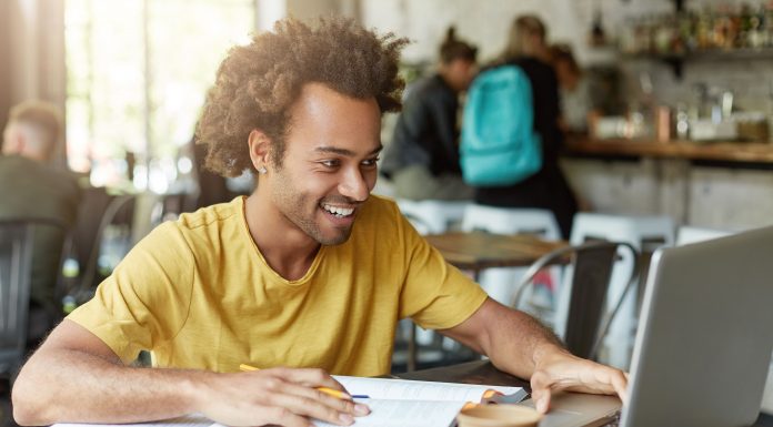 EaD promove interatividade e engajamento na aprendizagem