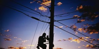 Instalação de novo sistema de medição avança em Manaus, AM Instalação de novo sistema de medição avança em Manaus, AM