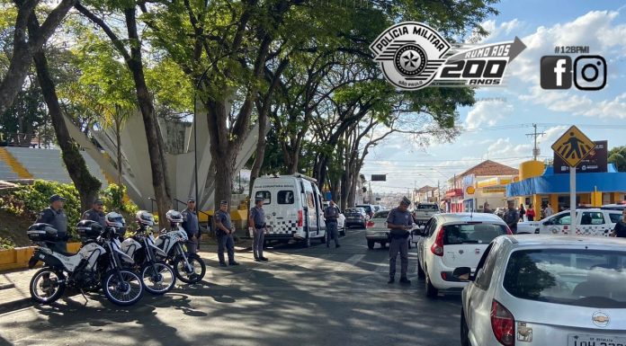 Botucatu: Fiscalização da PM apreende 5 veículos