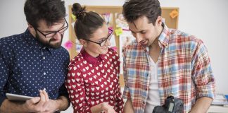 Empresa atua desde a criação de produtos ao marketing Empresa atua desde a criação de produtos ao marketing