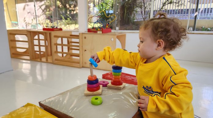 Escolarização contribui para desenvolvimento físico e cognitivo de bebês Escolarização contribui para desenvolvimento físico e cognitivo de bebês