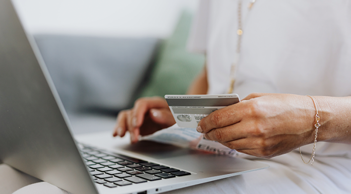 Metade dos compradores se prepara para comprar na Black Friday, dizem estudos Metade dos compradores se prepara para comprar na Black Friday, dizem estudos