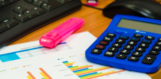 Aumentos nos planos de saúde impactam terapias para crianças autistas Aumentos nos planos de saúde impactam terapias para crianças autistas