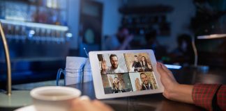 Evento on-line sobre entretenimento reúne estudantes brasileiros Evento on-line sobre entretenimento reúne estudantes brasileiros