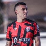 Botucatuense Baralhas marca seu 1º gol após retorno ao Atlético-GO e comemora. “Muito feliz”; Veja o gol