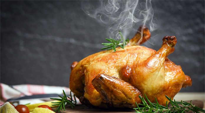Frango de padaria ganha mais notoriedade após alta inflação