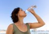 Excesso de consumo de água pode diluir sódio no sangue
