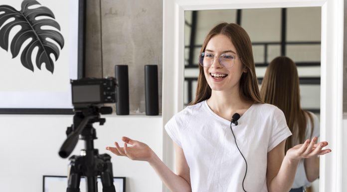 Influenciadores digitais têm impacto na decisão de compra Influenciadores digitais têm impacto na decisão de compra