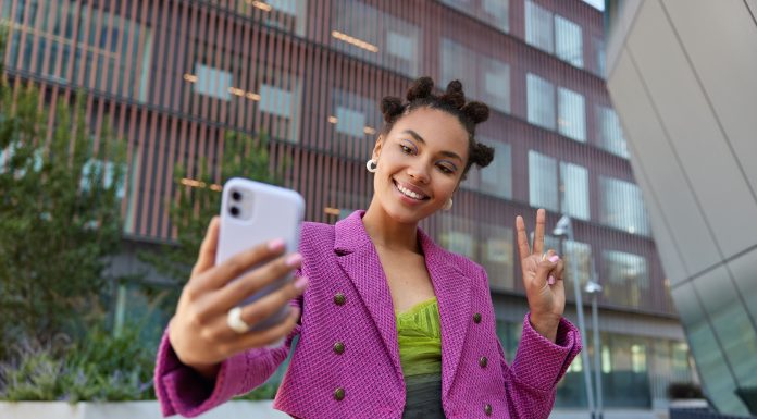 Influencers impactam em 43% de consumidores brasileiros