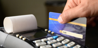 Setor de cartão de crédito vive incertezas com o PL 2685/22