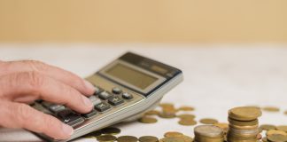 Governo propõe salário mínimo de R$ 1.421 em 2024 Governo propõe salário mínimo de R$ 1.421 em 2024