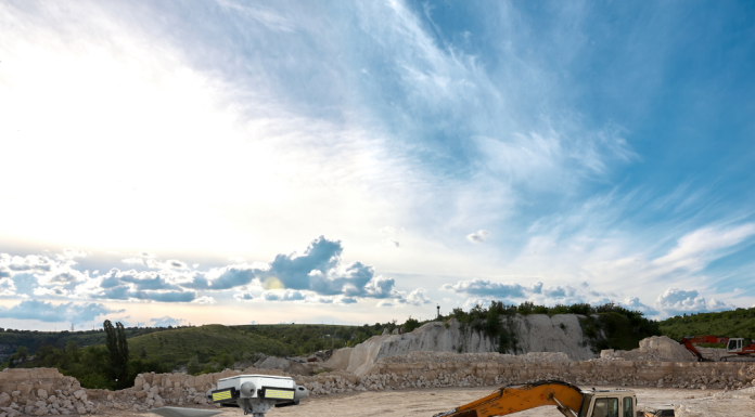 Setor de mineração se beneficia com torres de energia solar