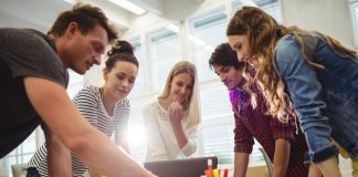 Empresas apostam no gerenciamento de redes sociais