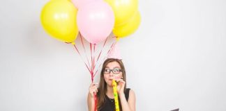 Girafa comemora 16 anos de atividades no e-commerce