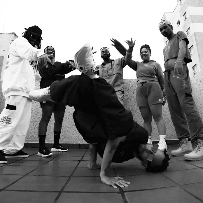 Pesquisa: 77% apontam dança como símbolo de luta social Pesquisa: 77% apontam dança como símbolo de luta social