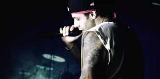 Cantor Renato Mesquita faz show em São Paulo Cantor Renato Mesquita faz show em São Paulo