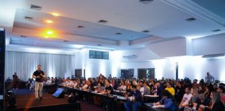 Treinamento para corretores reuniu cerca de 400 profissionais em Porto Alegre