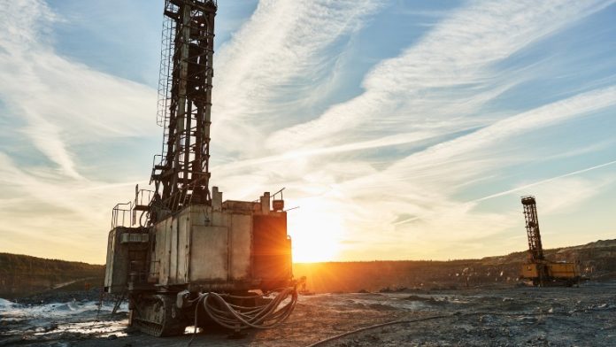 Estudo aponta comportamento do mercado de equipamentos Estudo aponta comportamento do mercado de equipamentos