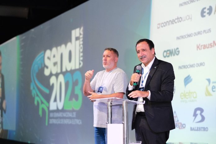 Sendi encerra com público de 25 estados e nove países Sendi encerra com público de 25 estados e nove países